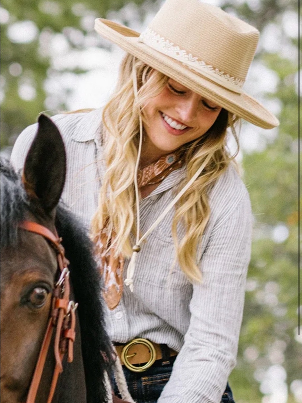 Wallaroo’s Stevie Women's Natural Straw Adjustable Sun Hat with Chin Strap